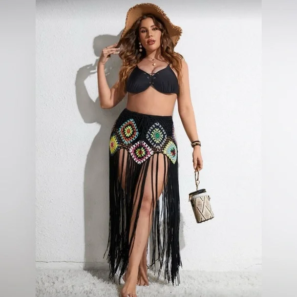 NWT SHEIN Curve Fringe Crochet Festival Skirt - Swimsuit Beach Coverup - Size 2X - Picture 2 of 7
